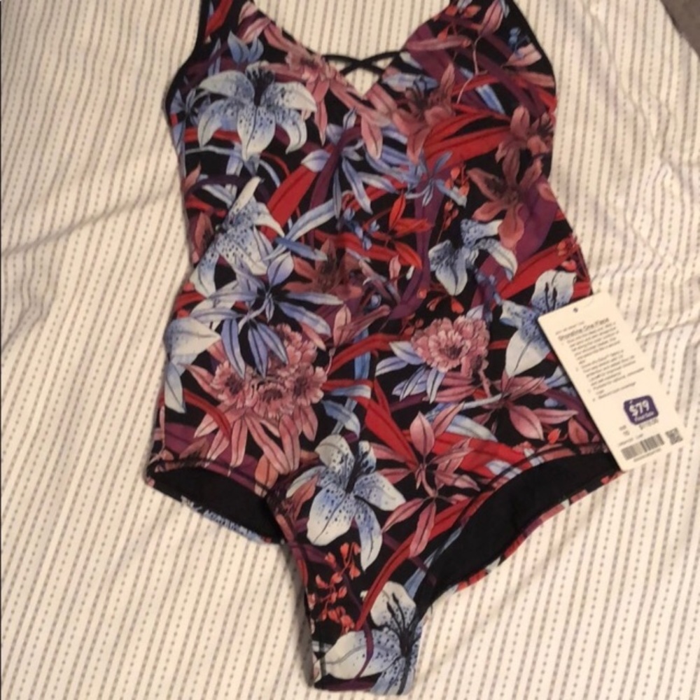 NWT Shoreline one piece